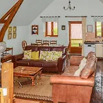 Cozy In Casa de Férias Savigné-sous-le-Lude